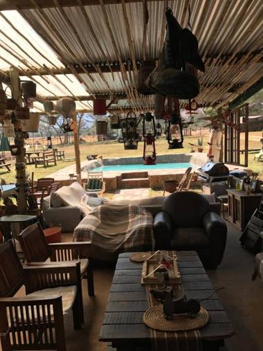 Caracal Lodge