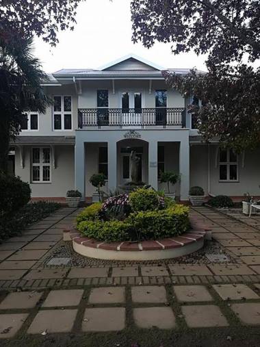 Silver Mist Guest House Country Inn and Herberg