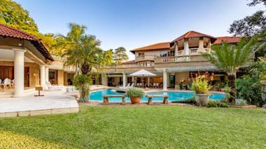 Christies @32 on Russell