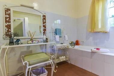 Random Harvest Country Cottages