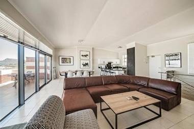 Surferscorner Self Catering Apartments