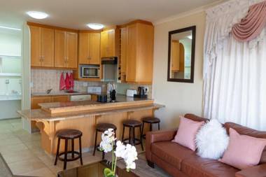 Bar-t-nique Guest House