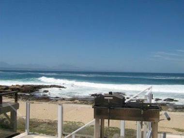 Point Village Beach Apartment