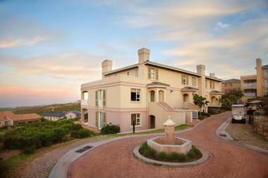 Pinnacle Point Beach & Golf - Penthouse & Villa