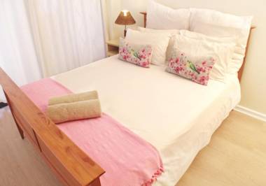 Point Village Accommodation - Santos 57