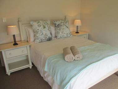 Point Village Accommodation - Santos 5