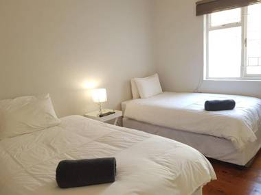 Point Village Accommodation - Uppercross 3