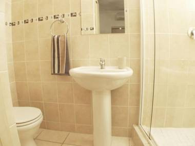 Point Village Accomodation - Vista Bonita 34