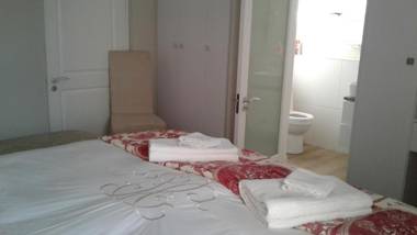 Point Village Accommodation - Beach Club 307