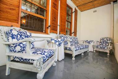 Airlies Historical Guest House