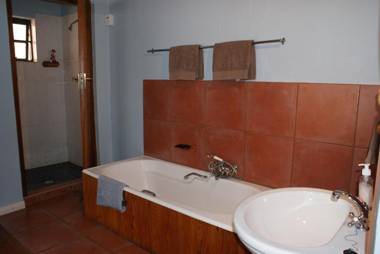 Koo Karoo Guest Lodge and Self Catering