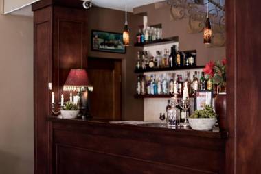 Alveston Manor Hotel