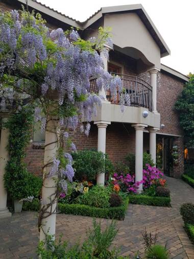 Feathers Guest House