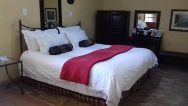 Longtom Farm Guesthouse