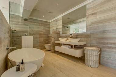 Amanzi Island Boutique Hotel