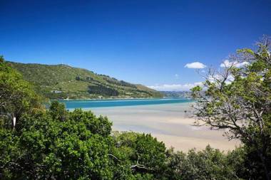 Under Milkwood Resort