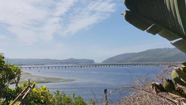 Phoenix Lodge and Waterside Accommodation