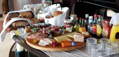 Alexander Guest House