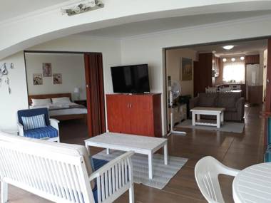 Laguna Grove Holiday Rentals