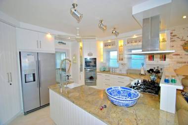 Delightful Luxury Beach House