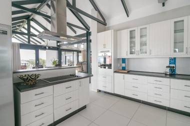 Pezula Ocean & Valley Views