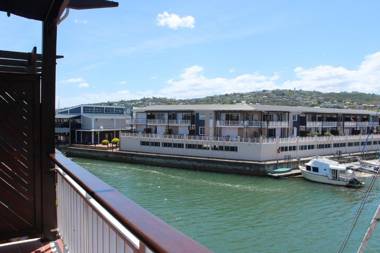 Waterfront- 11 South Quay