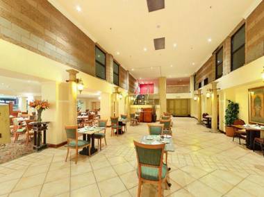 Metcourt at Emperors Palace