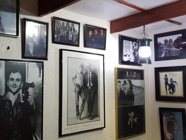 The Blue Mango Lodge