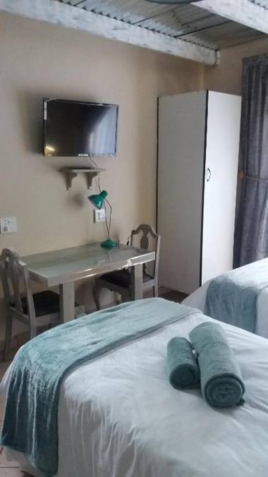 Allen Grove Self Catering