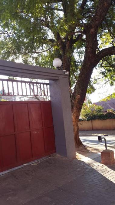 Monarchy Guest House