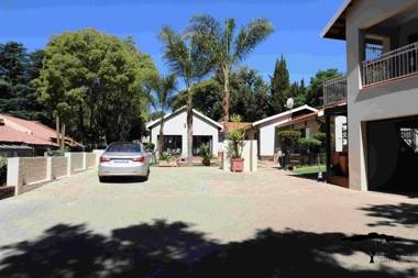 Acacia Grove Guest House