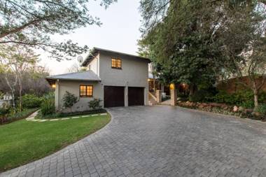 Garden View Executive Suite