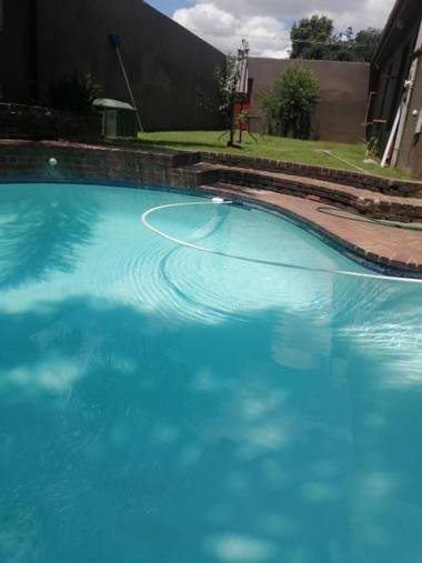 Naisar's Apartments PrimroseJohannesburg