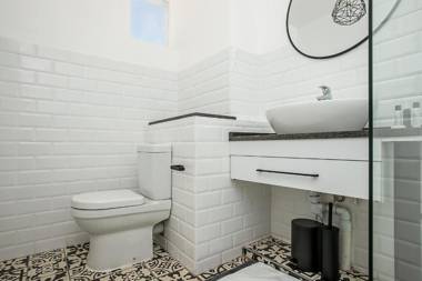 116 Illovo Mews Studio