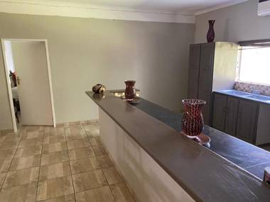 Tamryn Manor Guest House