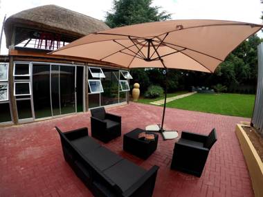 FM GUEST LODGE Comfort Tranquility & Peace of Mind