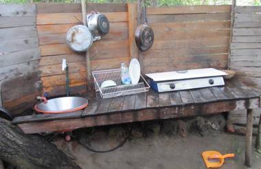 Amanzimlotzi Riverside Bush Camp