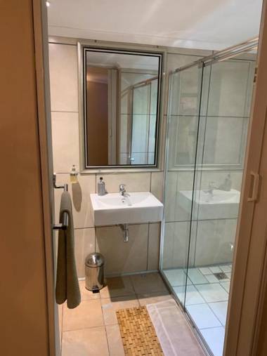 Ama Zulu Guesthouse & Safaris