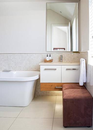 Marine Square Luxury Suites