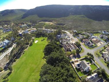 Hermanus Lodge on the Green