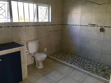 Hermanus Backpackers & Budget Accommodation