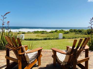 Shore's Edge cottage