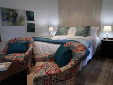 Hemel en Aarde Village Accommodation