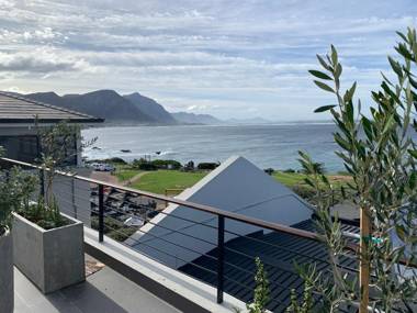 Hermanus Waterfront Apartment