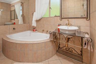 18 On Kloof Guest House