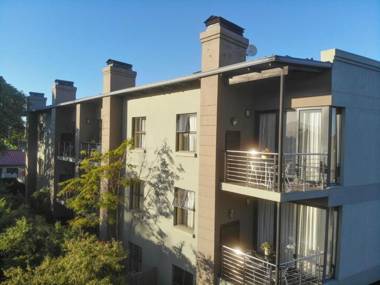 17onWellington Suites