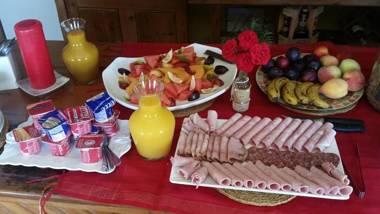 Over The Mountain Guest Farm