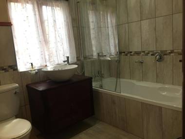 Rozenhof Guest Cottages