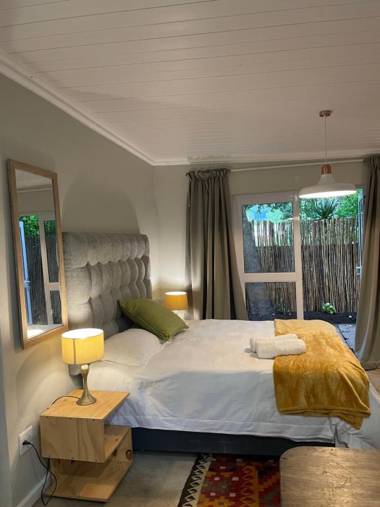 Sarah's Place- HeatherlandsGeorge