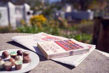 Corner House Residence